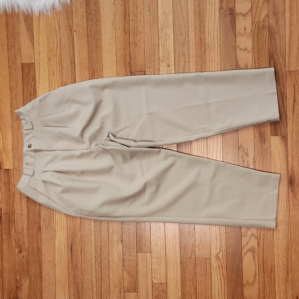 Briggs petite vintage tan pleated slacks size 26